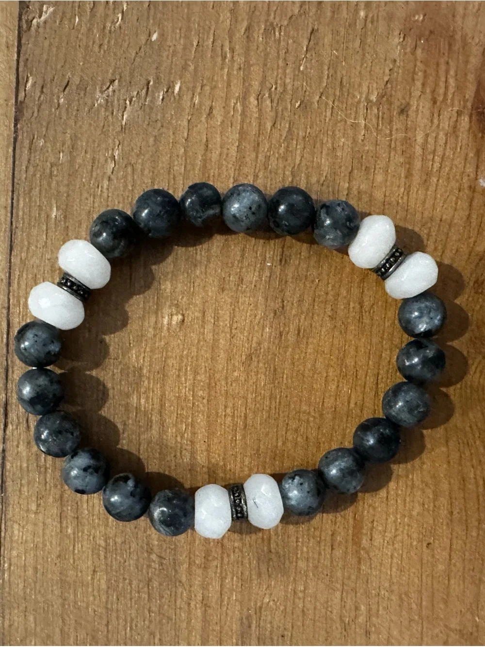 Black & White Beaded Stretch Bracelet